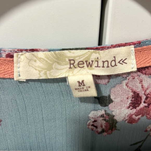 Top - Picture 3 of 4